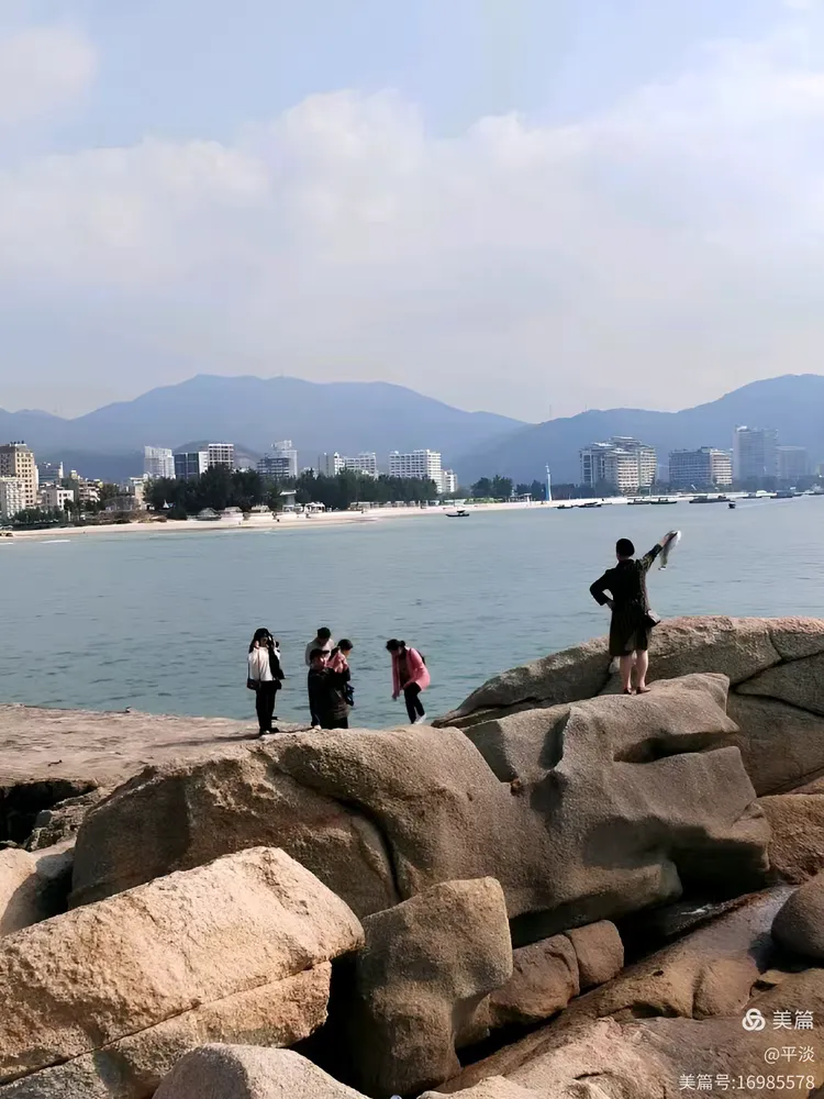 广东惠州巽寮湾美人鱼岛.可从码头坐船到美人鱼岛